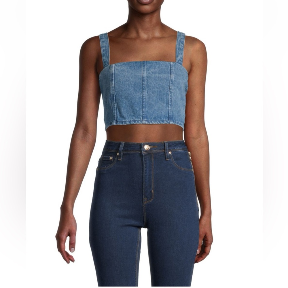 WEWOREWHAT
Denim Bustier Top

Size medium 

Worn in good condition